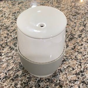 Ceramic egg cooker by pampered chef